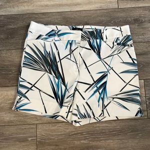 Women’s WHBM 5” shorts